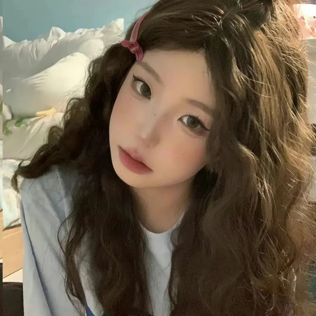 国产精品深宫侍女《宫灯微光》全集 - 侍女微光暖心